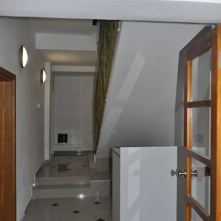 Апартаменты Apartmanski Smestaj Solaris Kod Aqua Parka *