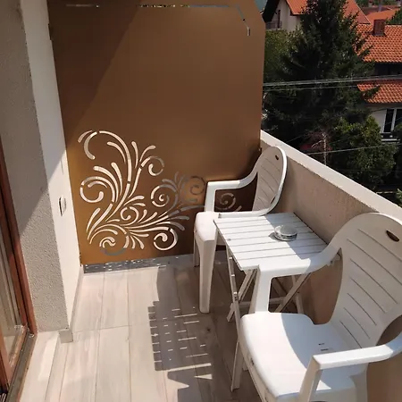 Апартаменты Apartmanski Smestaj Solaris Kod Aqua Parka *