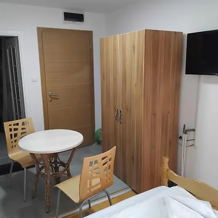 Apartmanski Smestaj Solaris Kod Aqua Parka