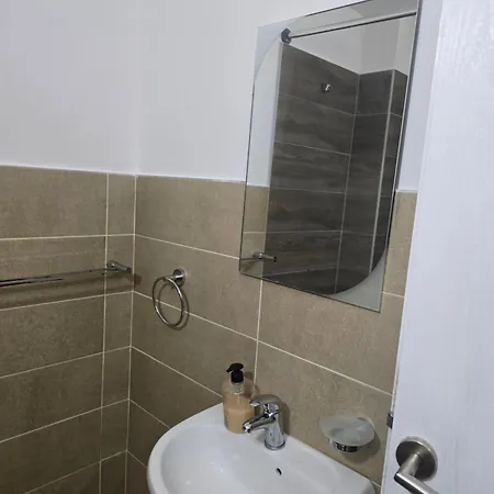 Апартаменты Apartmanski Smestaj Solaris Kod Aqua Parka *