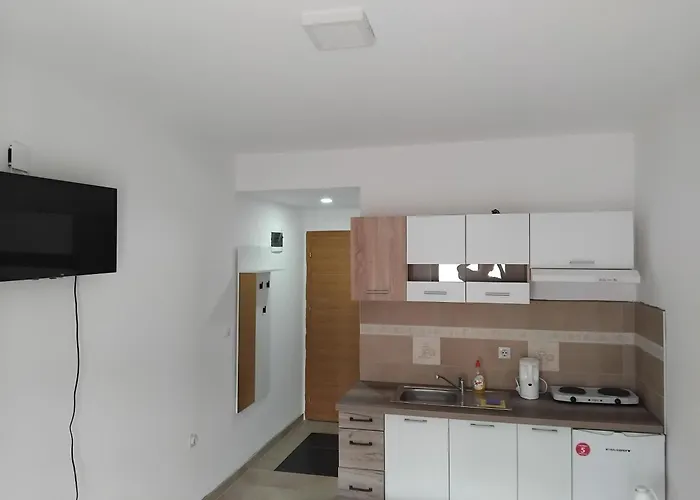 Apartmanski Smestaj Solaris Kod Aqua Parka 소코 반자