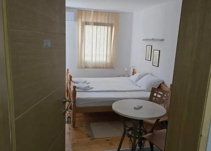 아파트 Apartmanski Smestaj Solaris Kod Aqua Parka